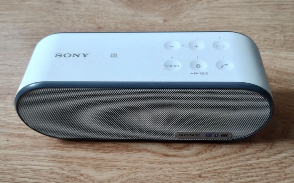 Sony SRS-X2/ Sony SRS-XB01/ JBL GO 3