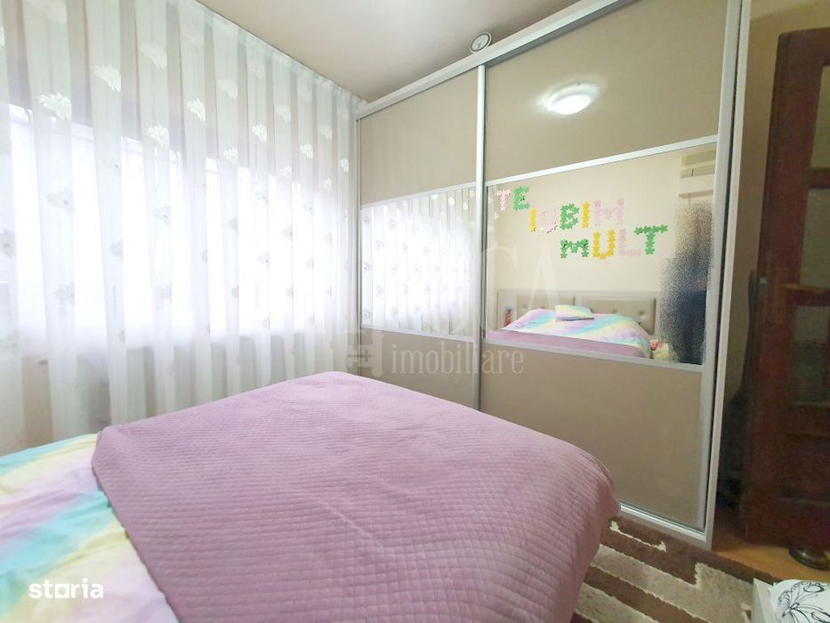 Apartament 4 camere de vanzare in Decebal Oradea, Oradea