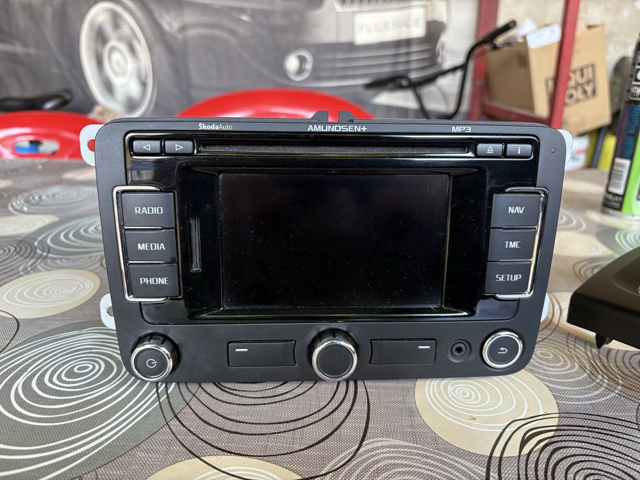 Navigatie RNS 315 in perfecta stare atit estetica cit si functionala