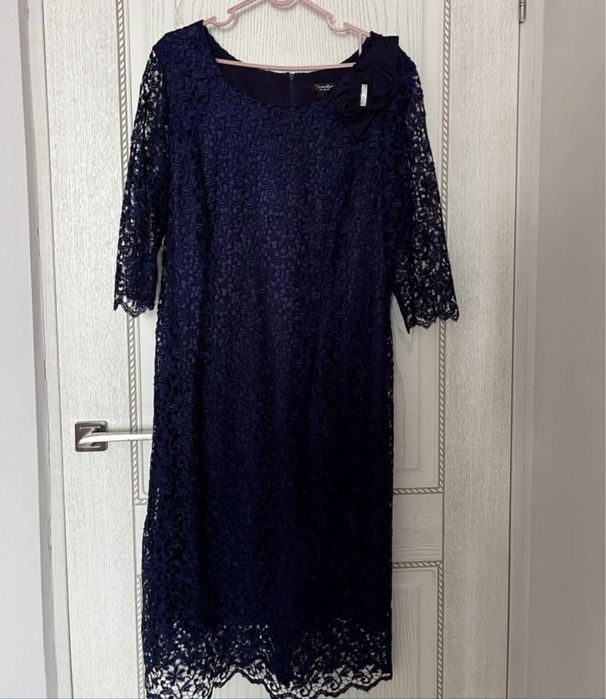 Продам вечерние платья