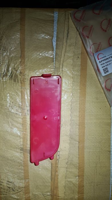 Капачки за джанти , и задни габарити за мерцедес спринтер 906