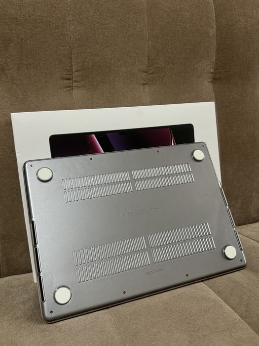 Macbook Pro 14-дюймовый