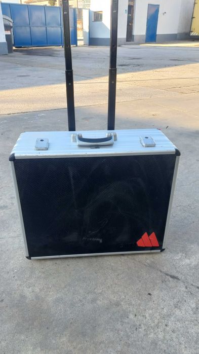 Алуминиев куфар .