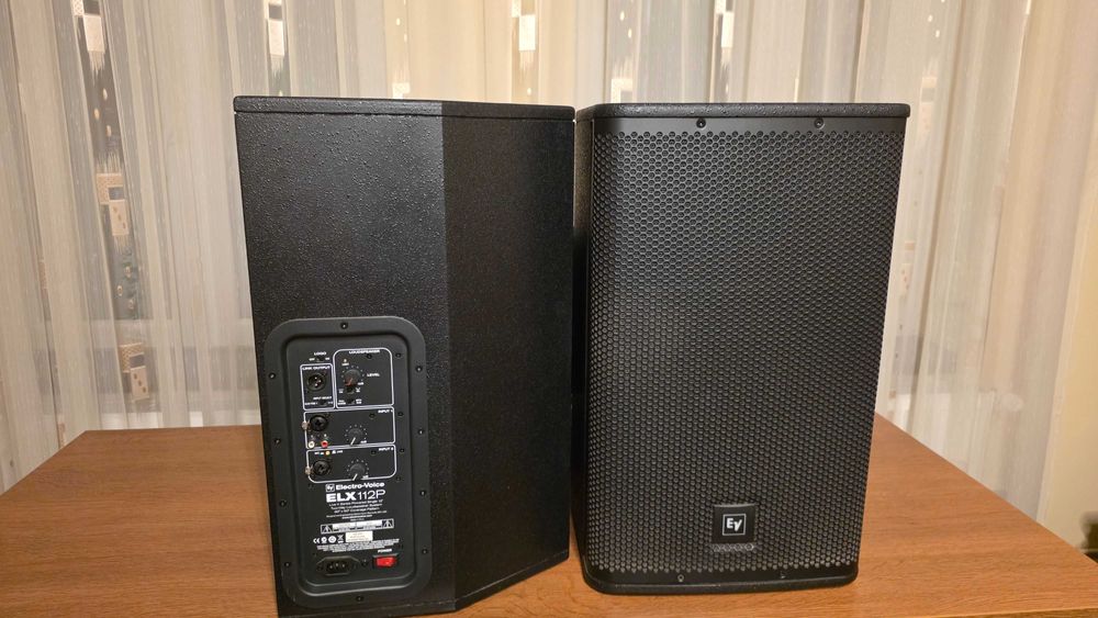 BOXE Electro Voice ELX 112P, ELX 115P și ELX 118P - Boxe active