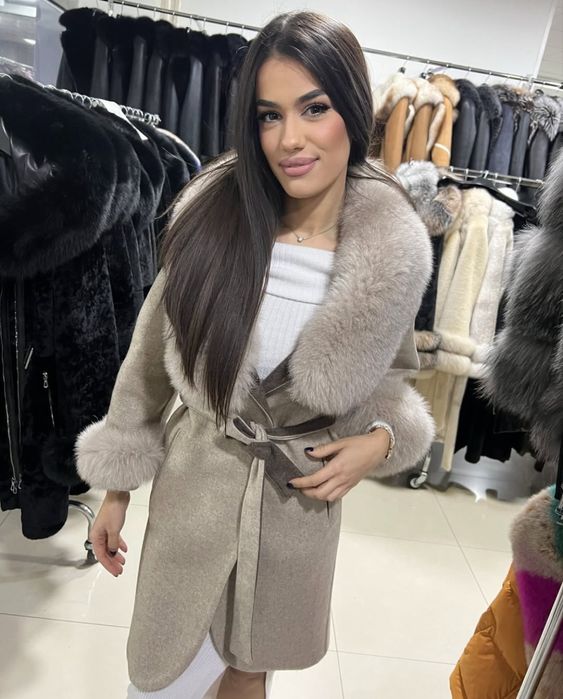 Палто от естествен косъм и алпака