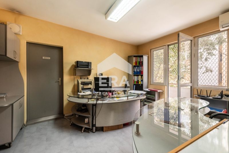 Продава се Офис в Варна, Чаталджа - 354 кв.м за 1314 €/кв.м - Снимка #5