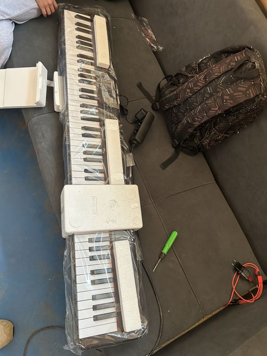 Цифровое пианинт(005)