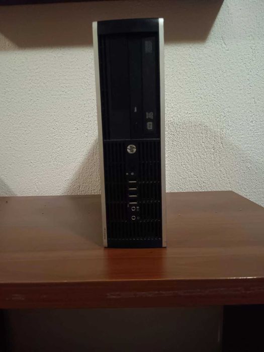 Компютър+монитор+клавиатура и мишка