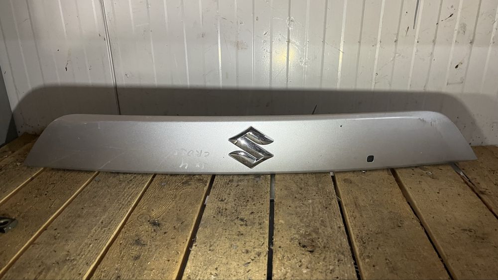 Лайстна багажник Suzuki SX4 S-Cross