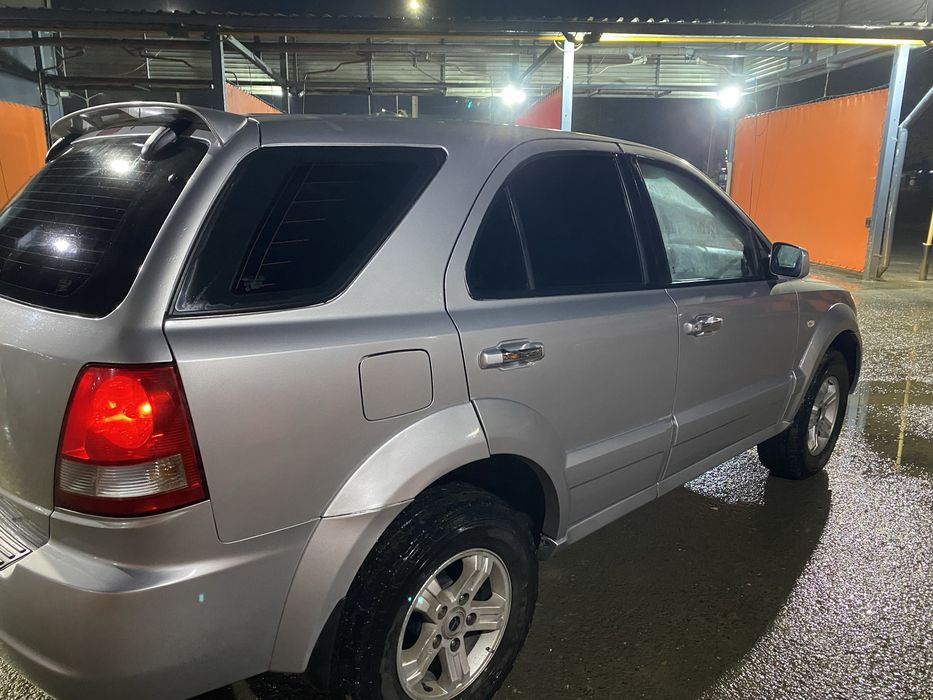 продам киа соренто 2004 года