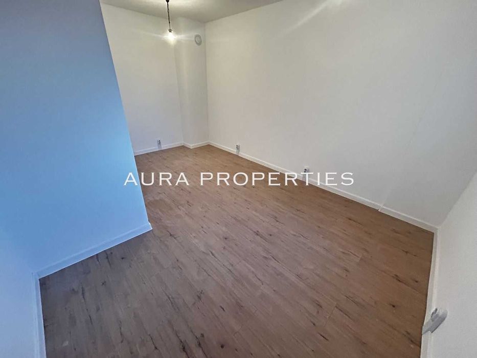 Продава се Двустаен апартамент в Разград, Орел - 75 кв.м за 1190 €/кв.м - Снимка #2