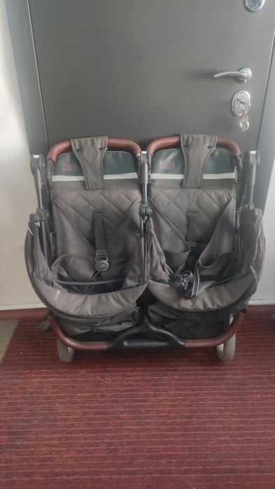 Коляска детская робот