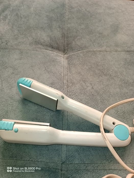 Утюжок для волос