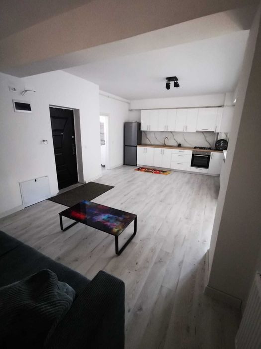 Ap 2 camere de inchiriat (vis-a-vis de Padurea Rosu)