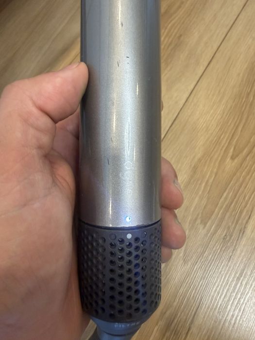 Сешоар Dyson за ремонт