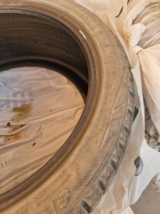 Зимний шины 255/40R18 95т