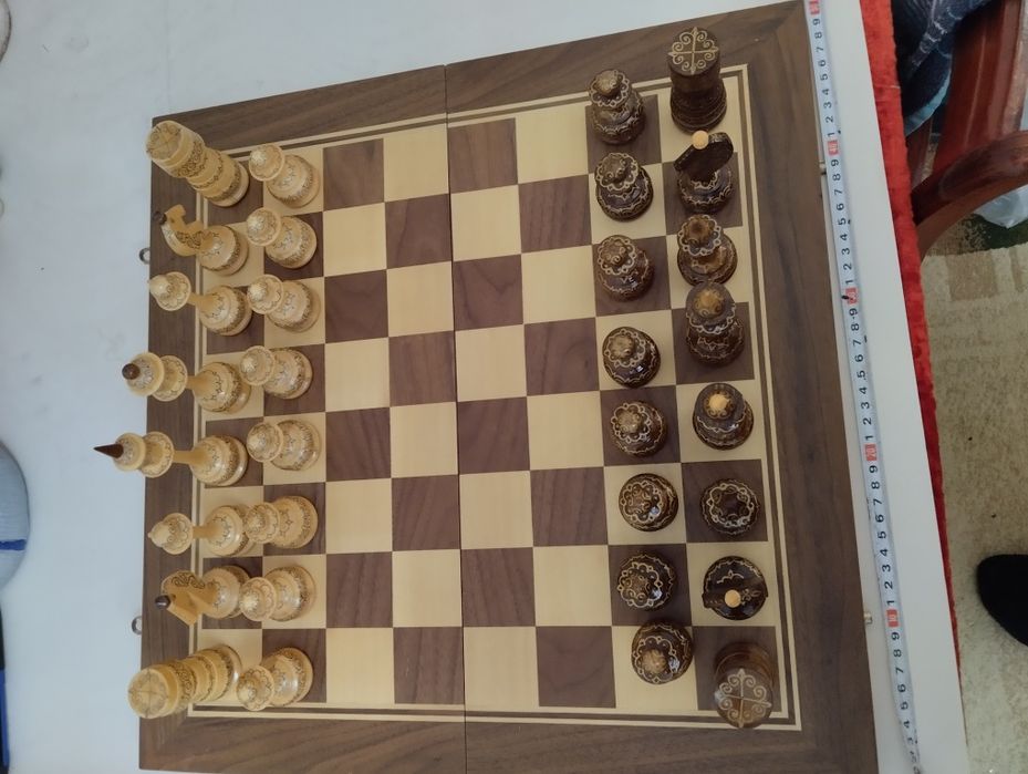 Шахматы большие продам