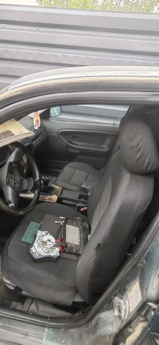 Vând BMW E36 Sedan