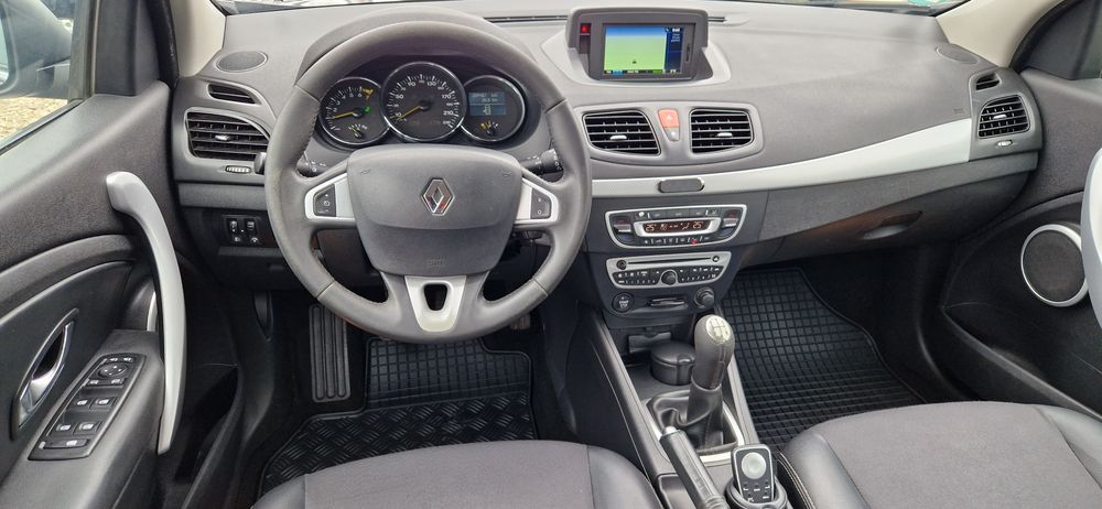Vand Renault Fluence 1.6 mpi 2011 Euro5 Model Prestige RATE