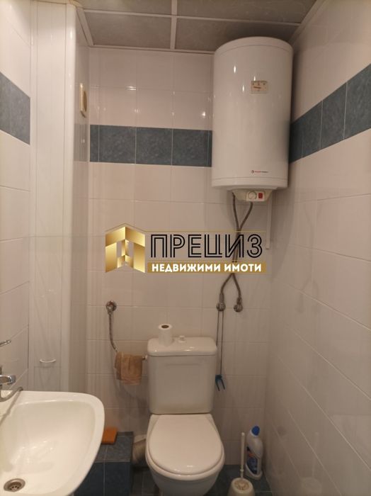 Продажба на офис в централната част на гр. Шумен - снимка 7