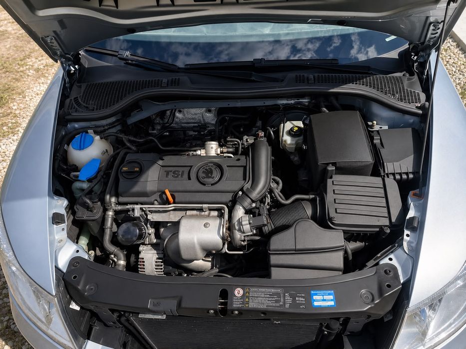 ŠKODA Octavia Combi  Elegance 1.4 TSI 122 CP