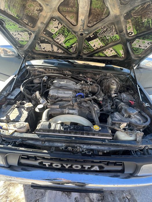 Продам машину toyota 4runner 130