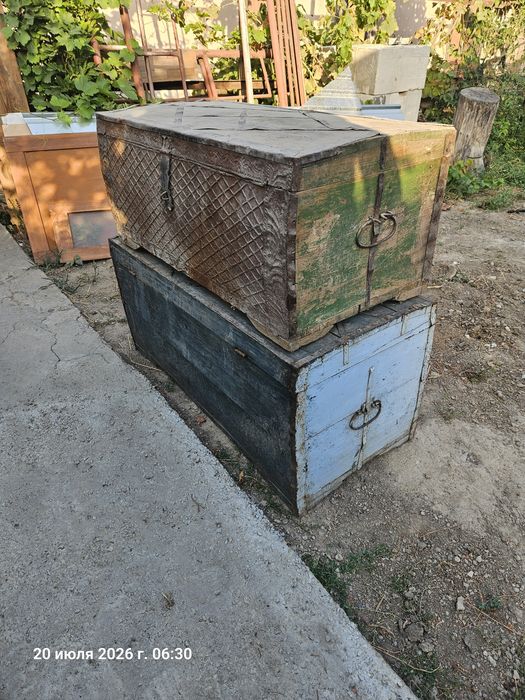 Даром. Советские сундуки.