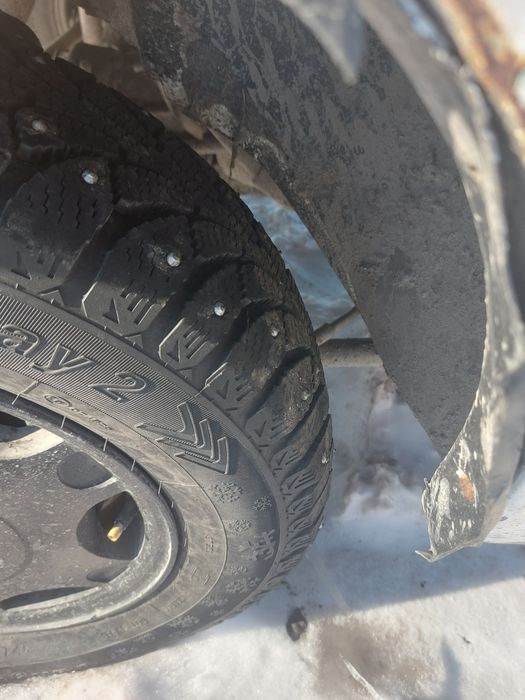 Продам два колеса на 13