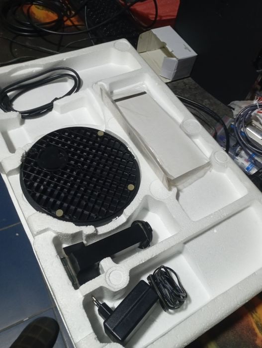 Immer 24 75 hz curvet 25$ srocna