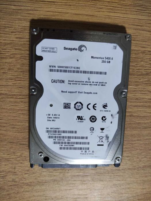 Жесткий диск от ноутбука на запчасти (250Gb)