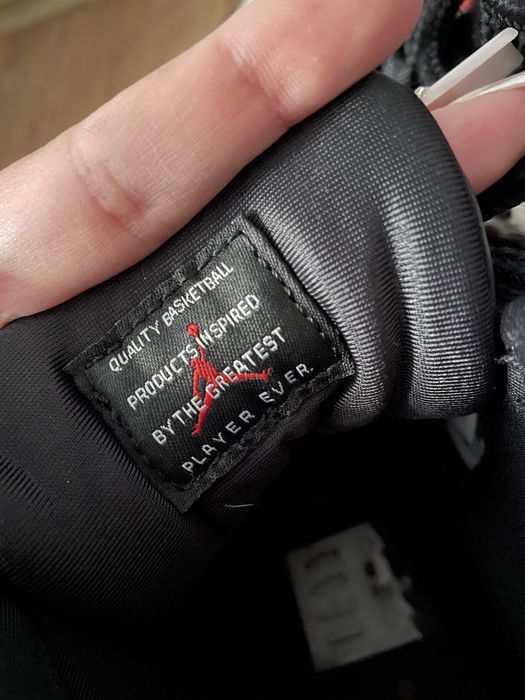 Adidași Jordan 11 Retro