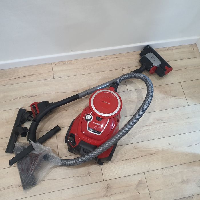 Продам пылесос Bosch Serie 6 ProAnimal, 2200W, Германия