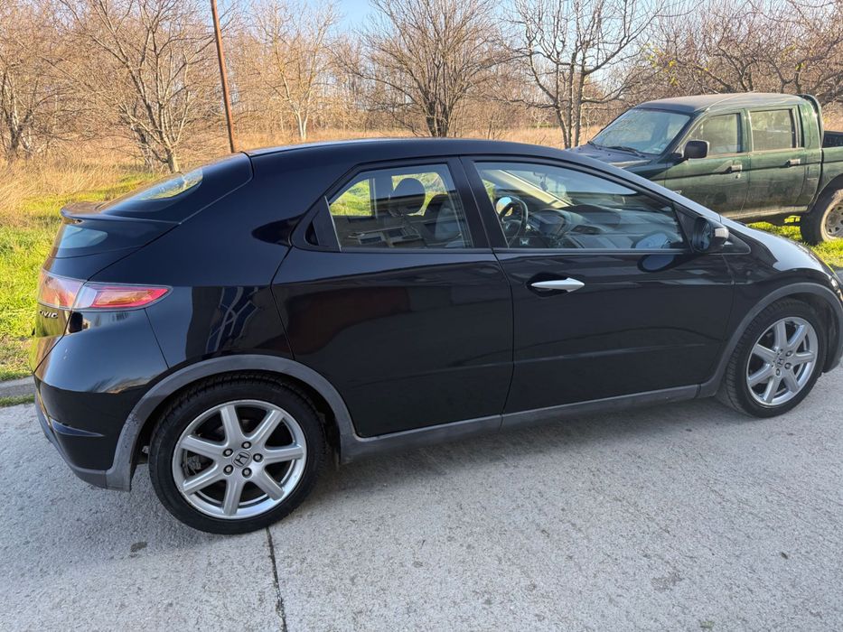 HONDA Civic-8 генерация