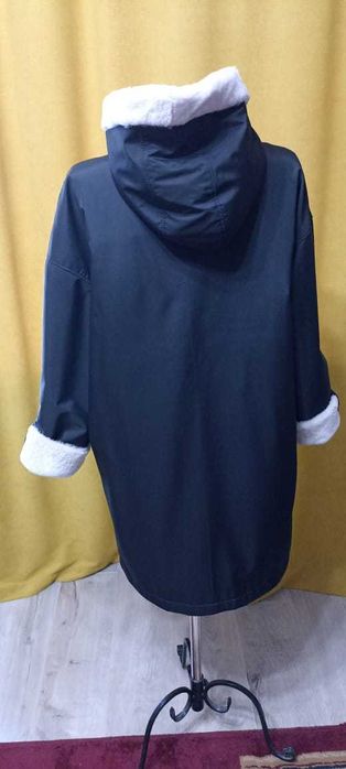 Продам новую куртку на меху