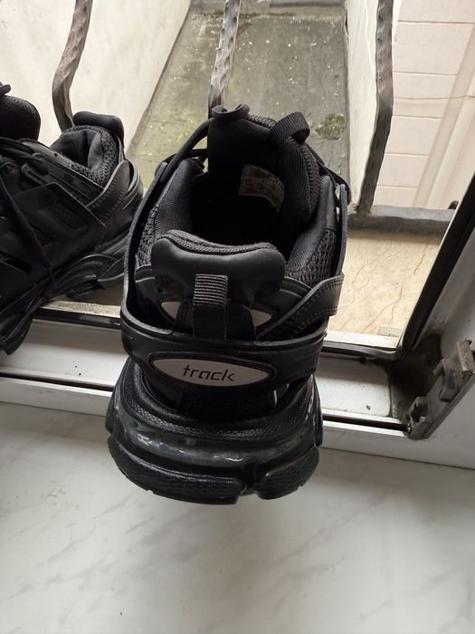 Balenciaga Track 43 noi