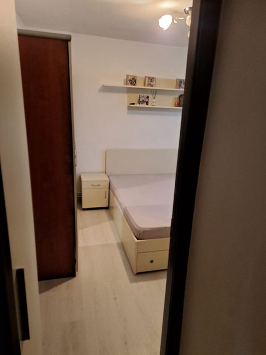 Vând apartament 2 camere decomandat