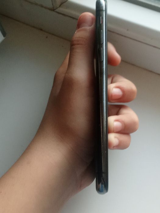 Продам айфон х 64гб