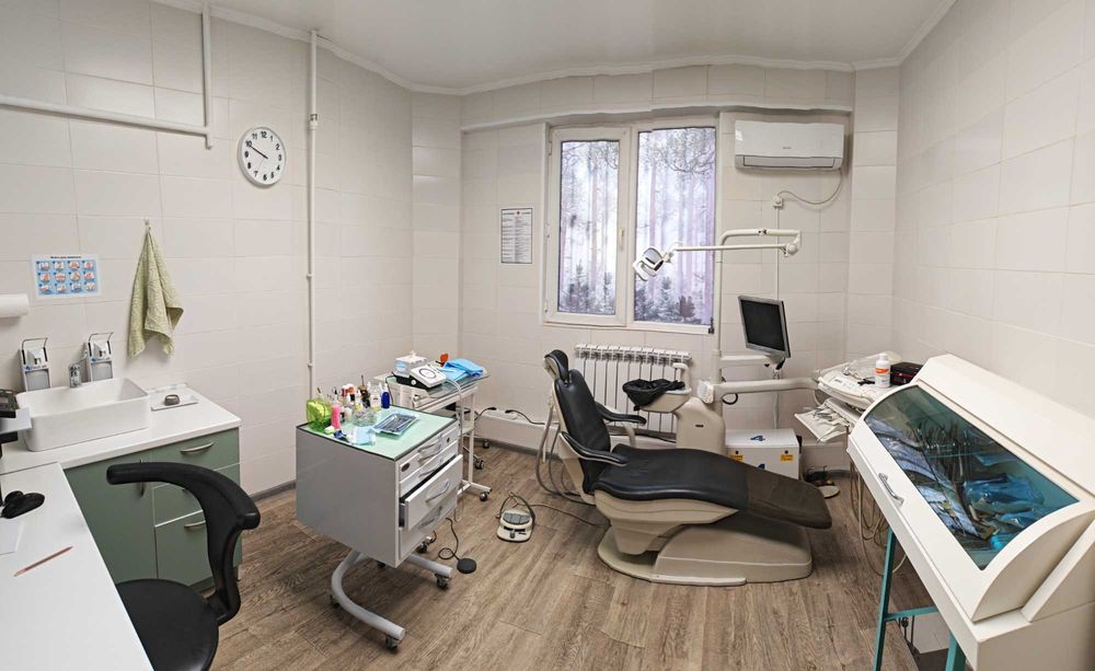 Сдам в аренду стоматологическая кабинет.