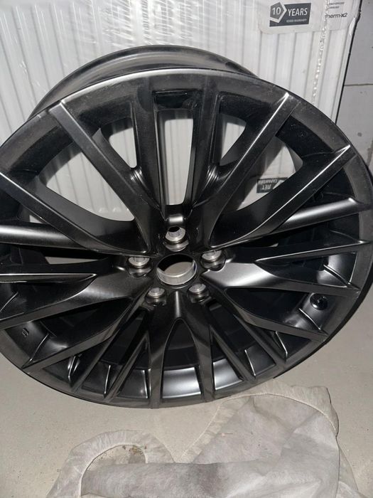 Новый оригинальный диск на Lexus RX