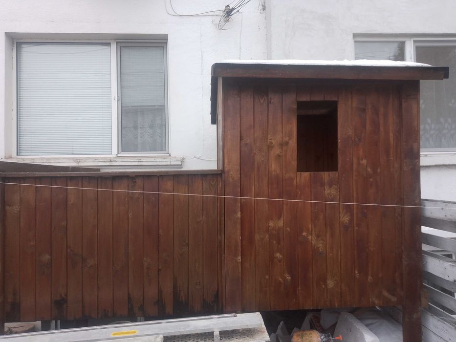 Детска къщичка с пързалка и люлки