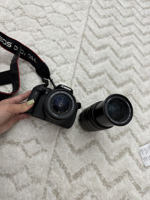Продам фотооаппарат canon eos 600D