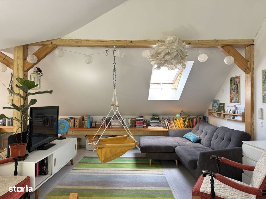 Casă de vânzare spațiu comercial sau casă de locuit in zona centrala