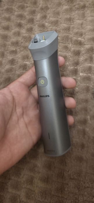 Aparat de tuns multifuncțional Philips Multigroom Seria 5000, 11 în 1 (Wet & Dry)