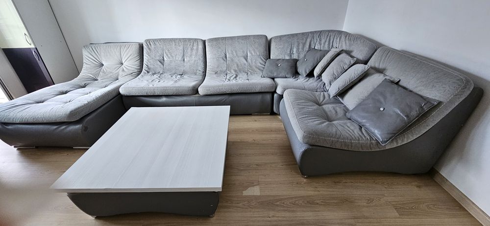 Срочно продаем диван