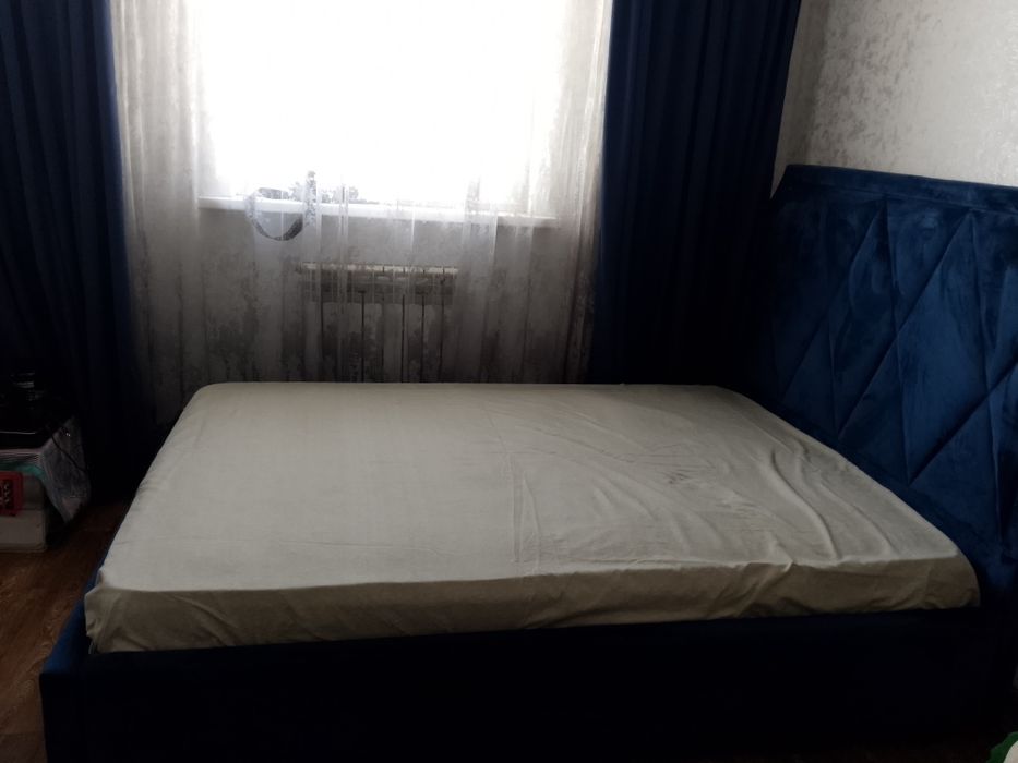 Продам кровать 1.5