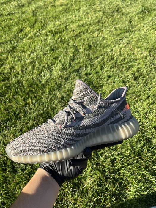 Yeezy 350 Beluga