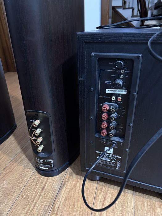 Vand exhipamente audio de calitate