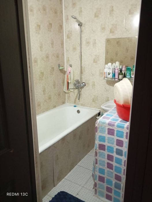 Yunusobod 17 mavze 2/5/5 (61²) sotiladi