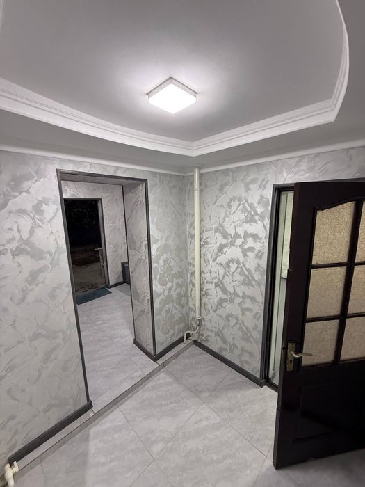 Квартира дом 1 этаж 3 комнатная Янгибазар центр юкоричирчик