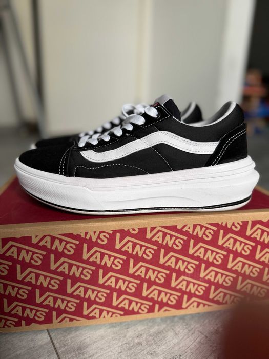 Дамски маратонки Vans 39 номер